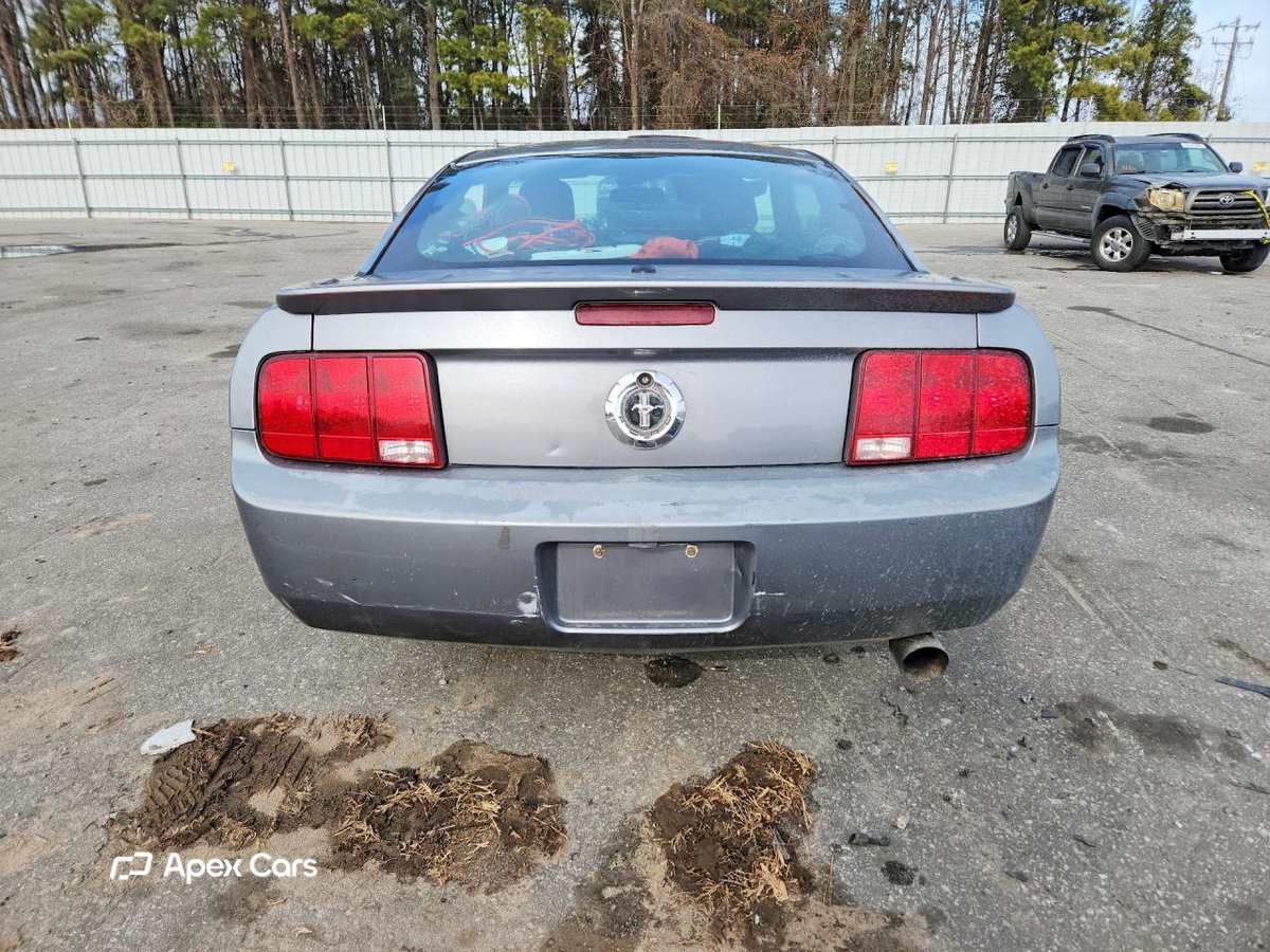 Ford Mustang 2007
