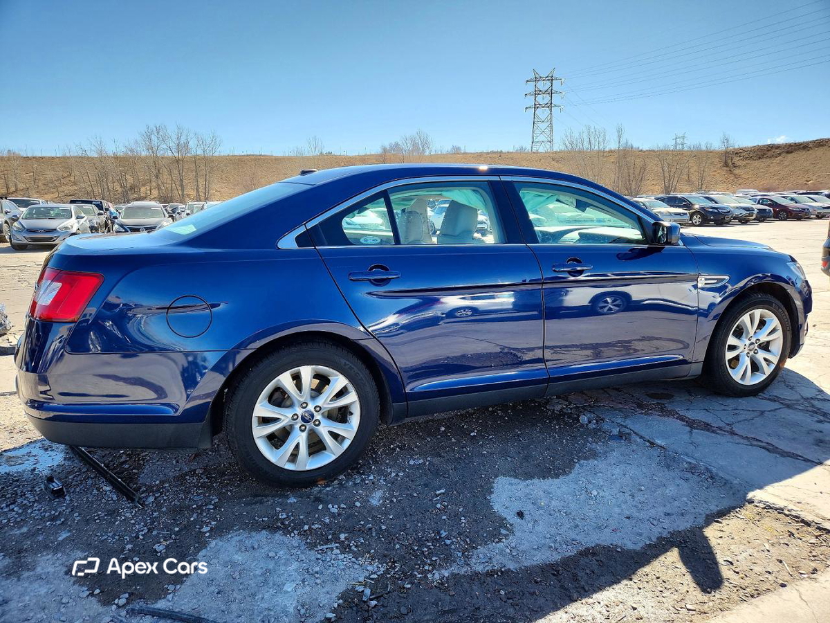 Ford Taurus 2012