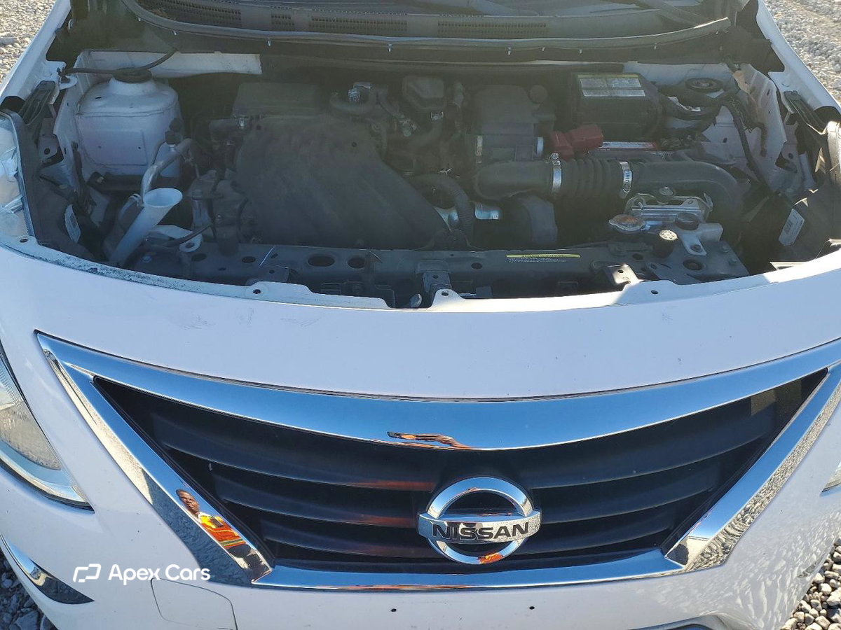 Nissan Versa 2018
