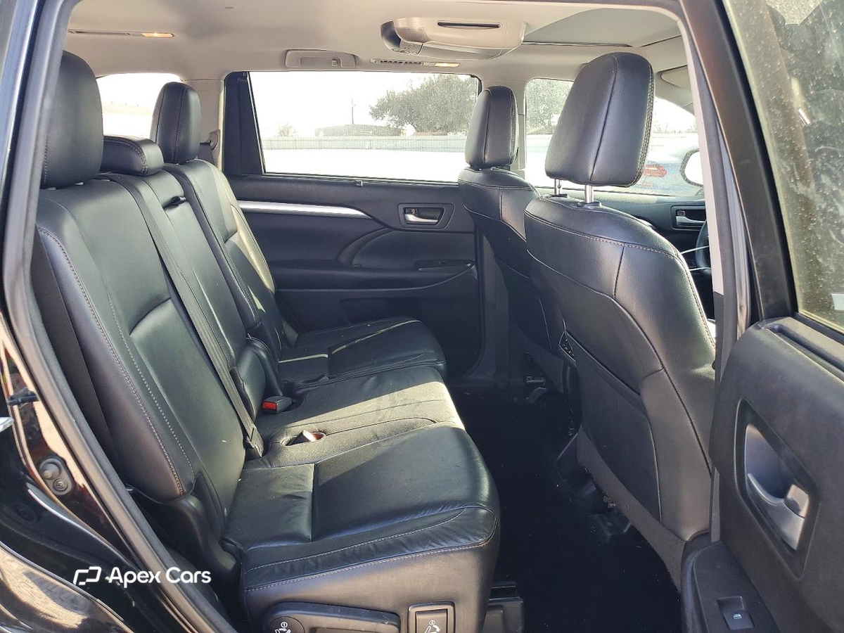Toyota Highlander 2016