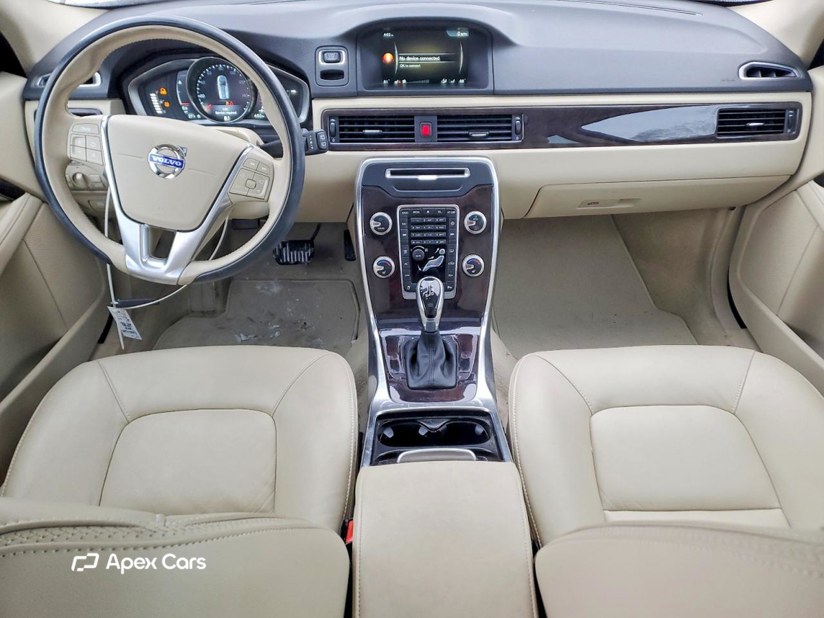 Volvo XC70 2015