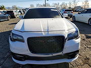 Chrysler 300 2022