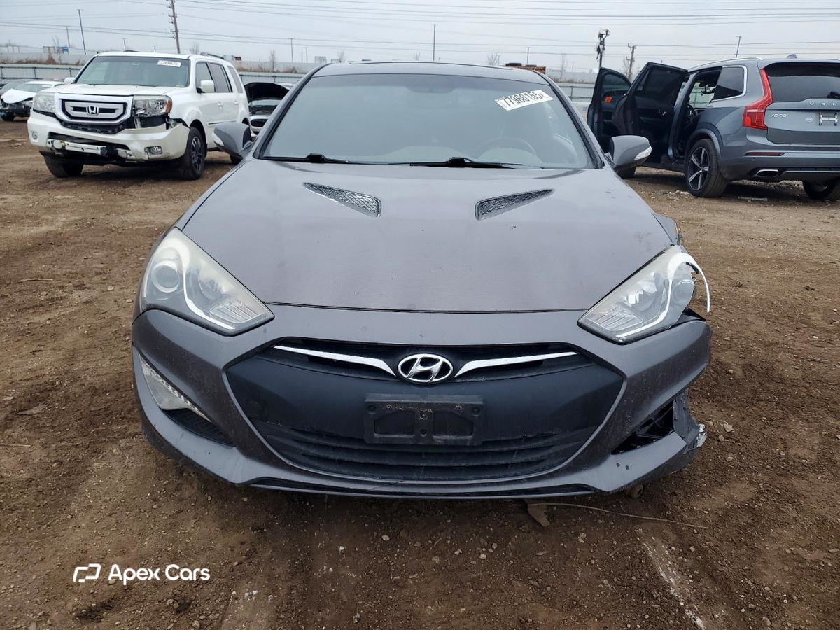Hyundai Genesis 2013
