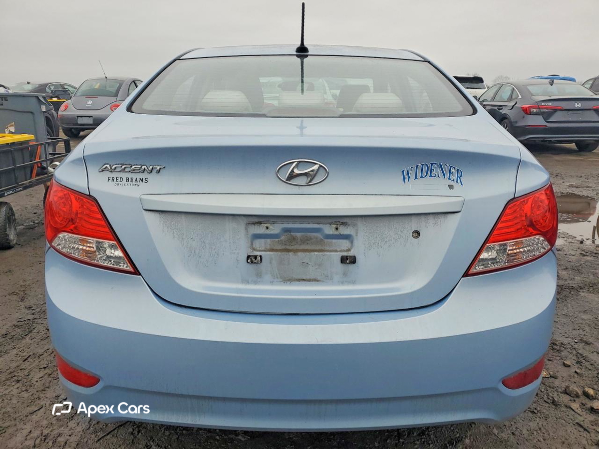 Hyundai Accent 2012