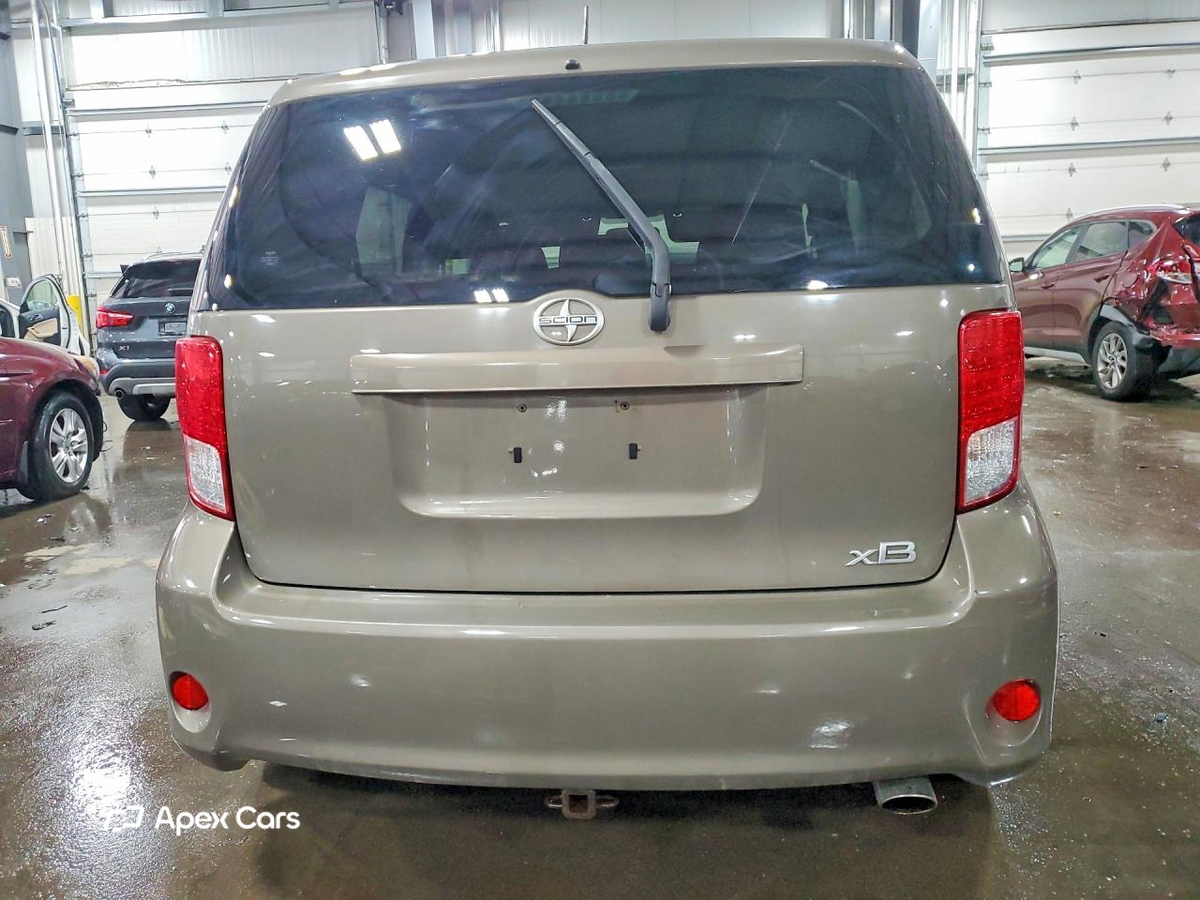 Scion xB 2011