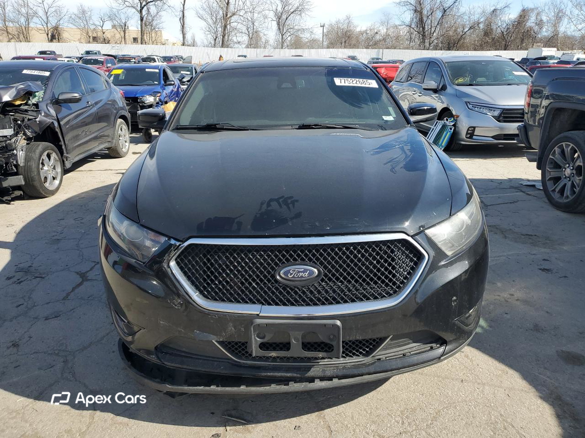 Ford Taurus 2018