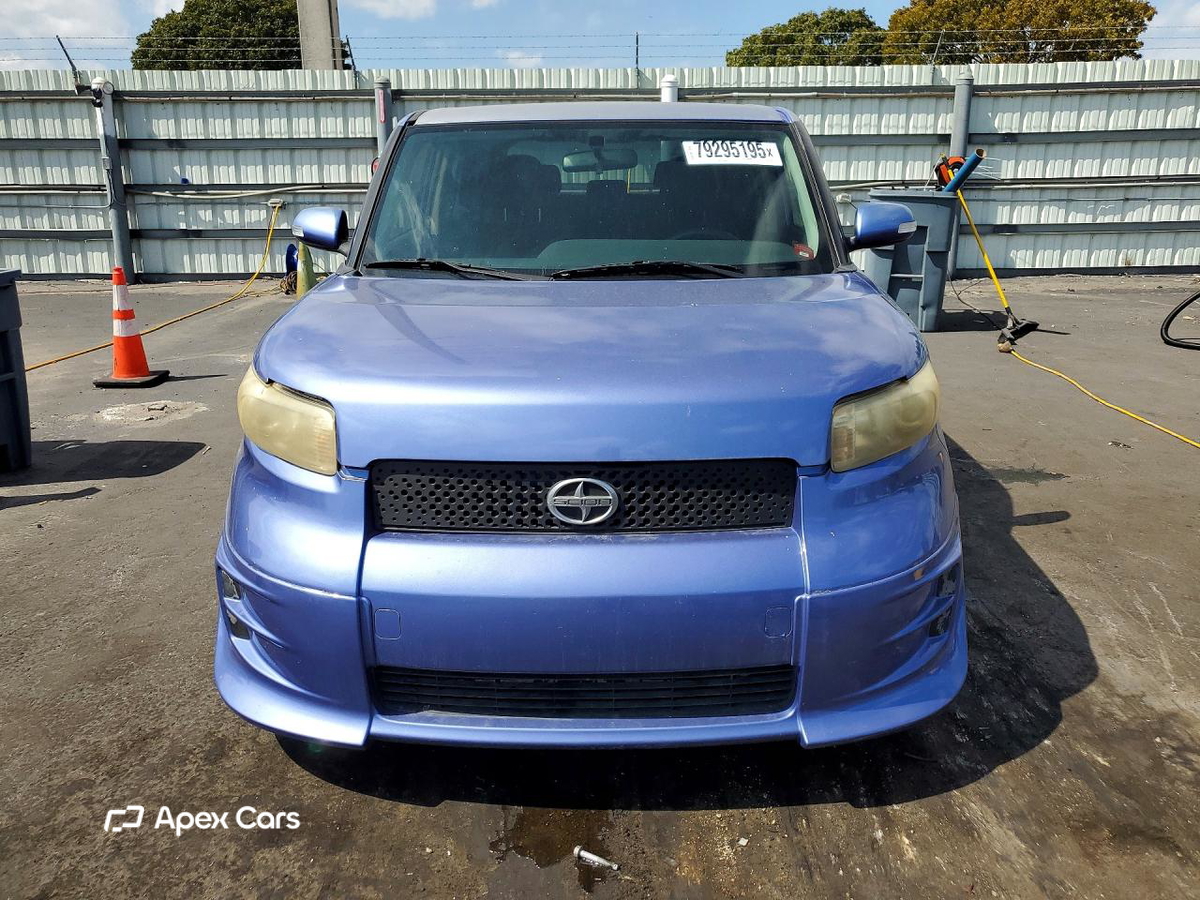 Scion xB 2010