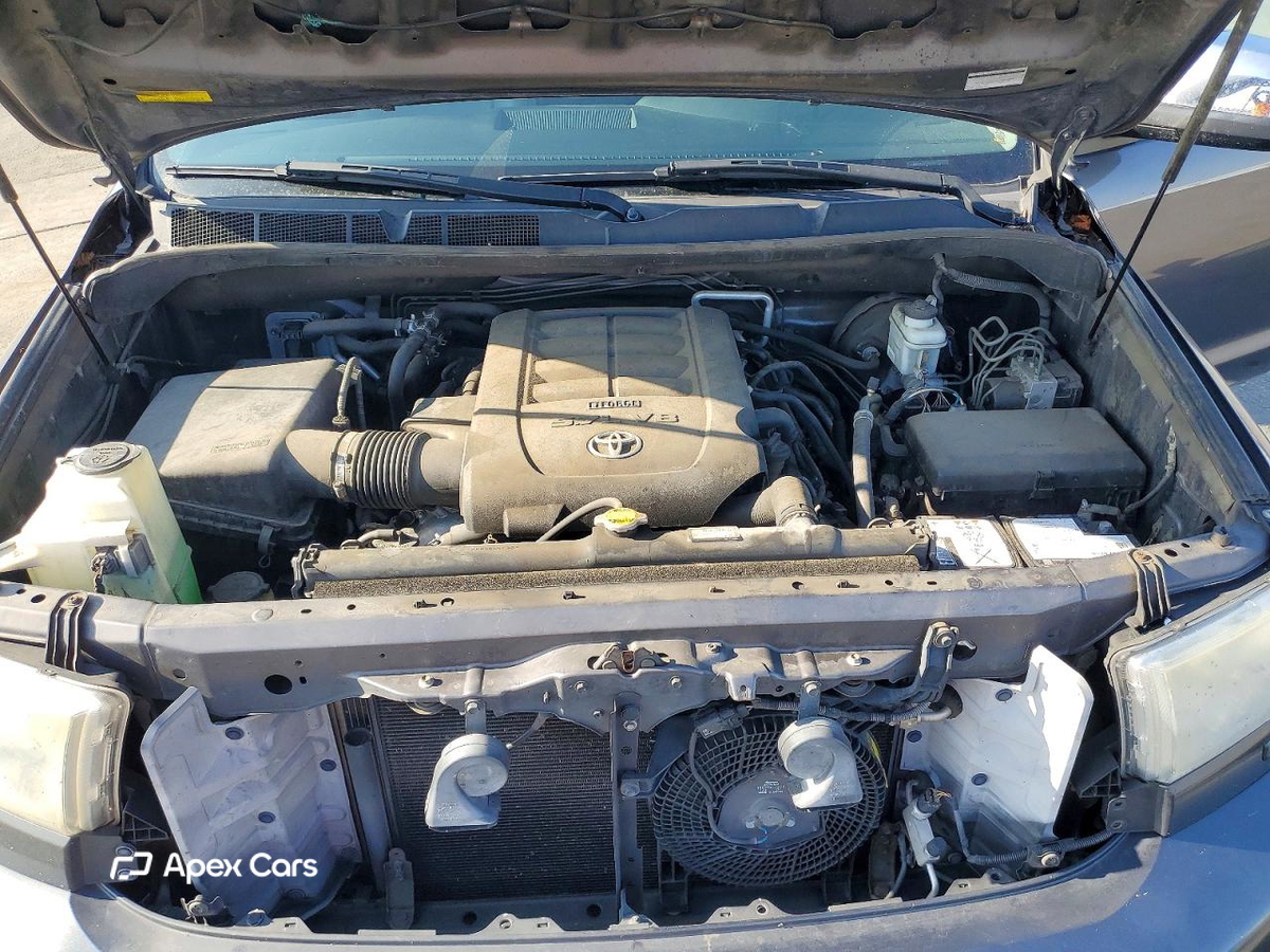 Toyota Sequoia 2012