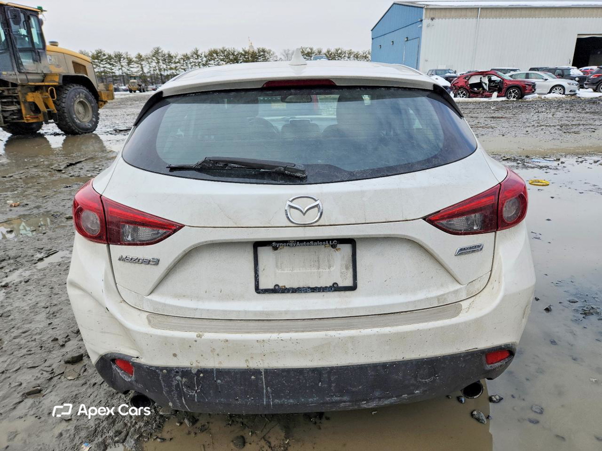 Mazda 3 2015