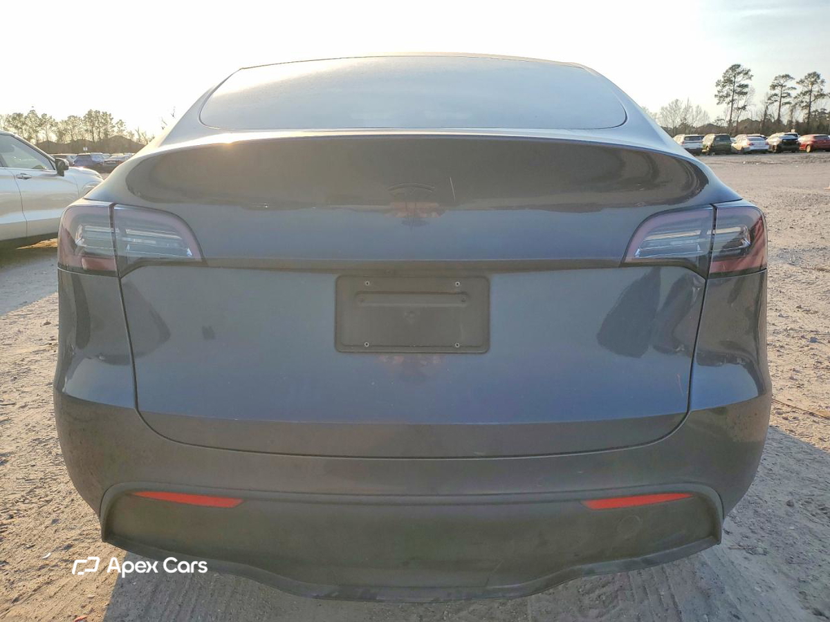 Tesla Model Y 2020