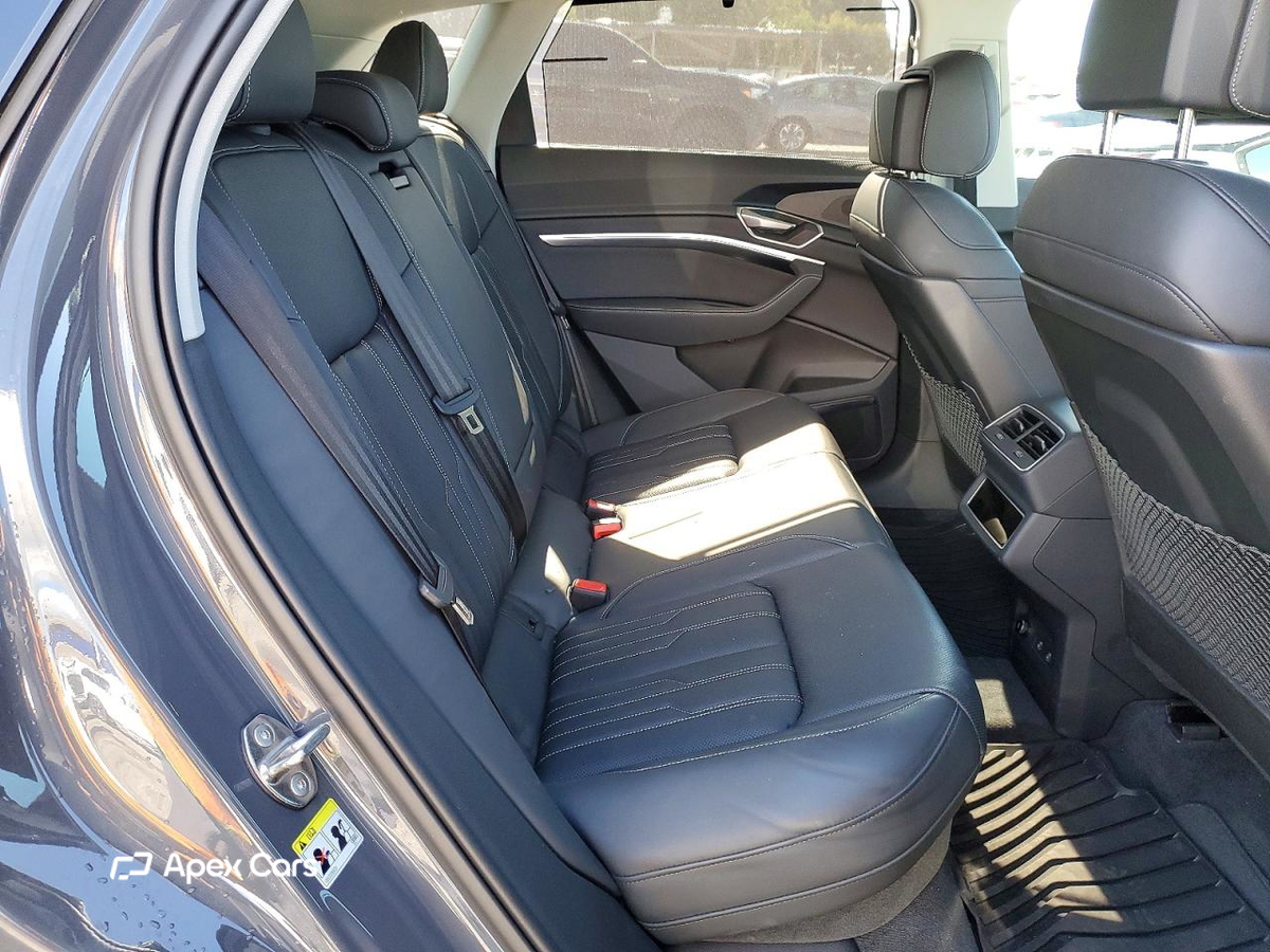 Audi Q8 2024