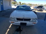 Jaguar XJR 2000