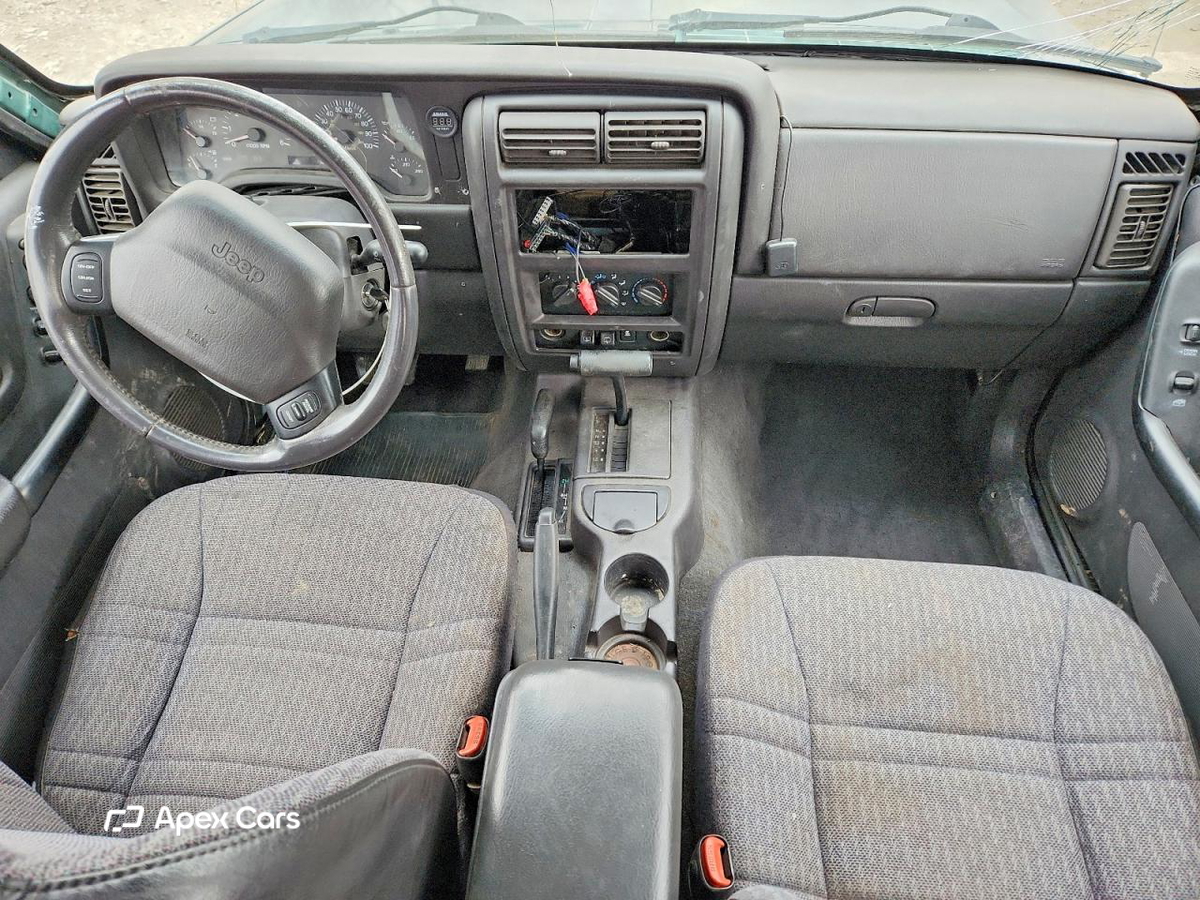 Jeep Cherokee 2001