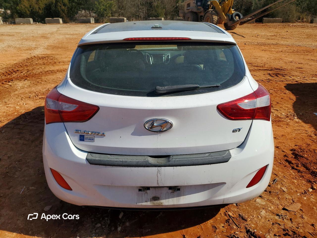 Hyundai Elantra 2013