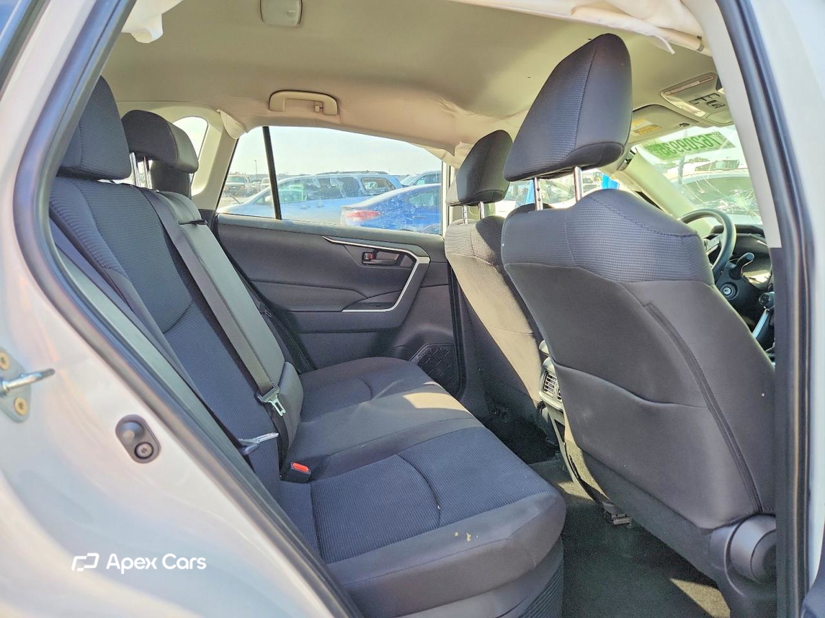 Toyota RAV 4 2025