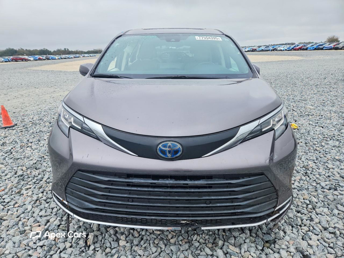 Toyota Sienna 2021