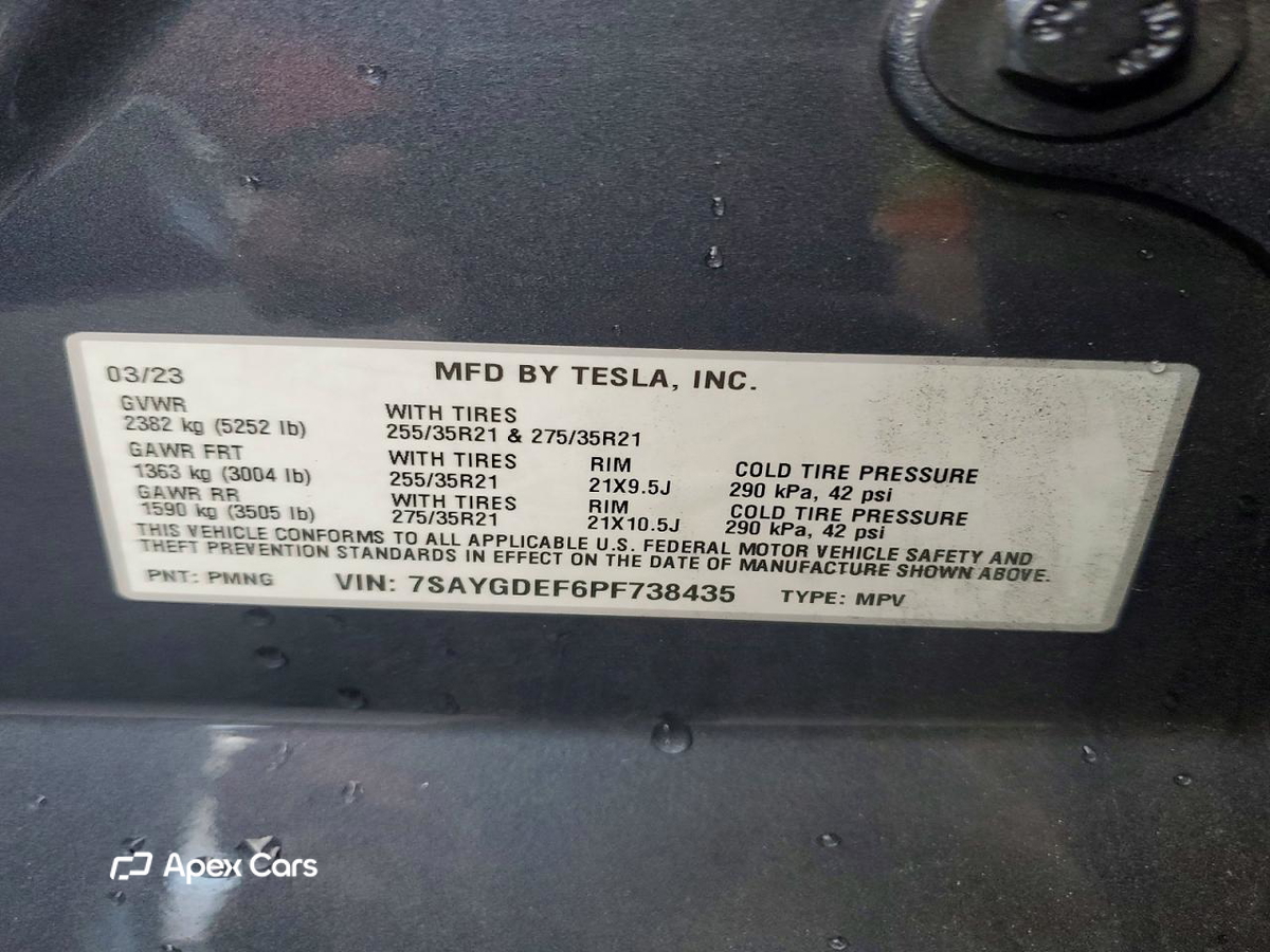 Tesla Model Y 2023