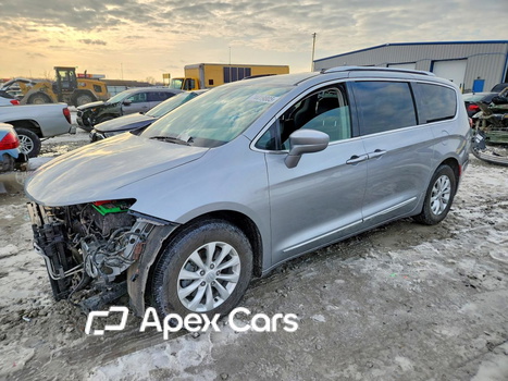 Chrysler Pacifica 2018 - Image 1 of 14