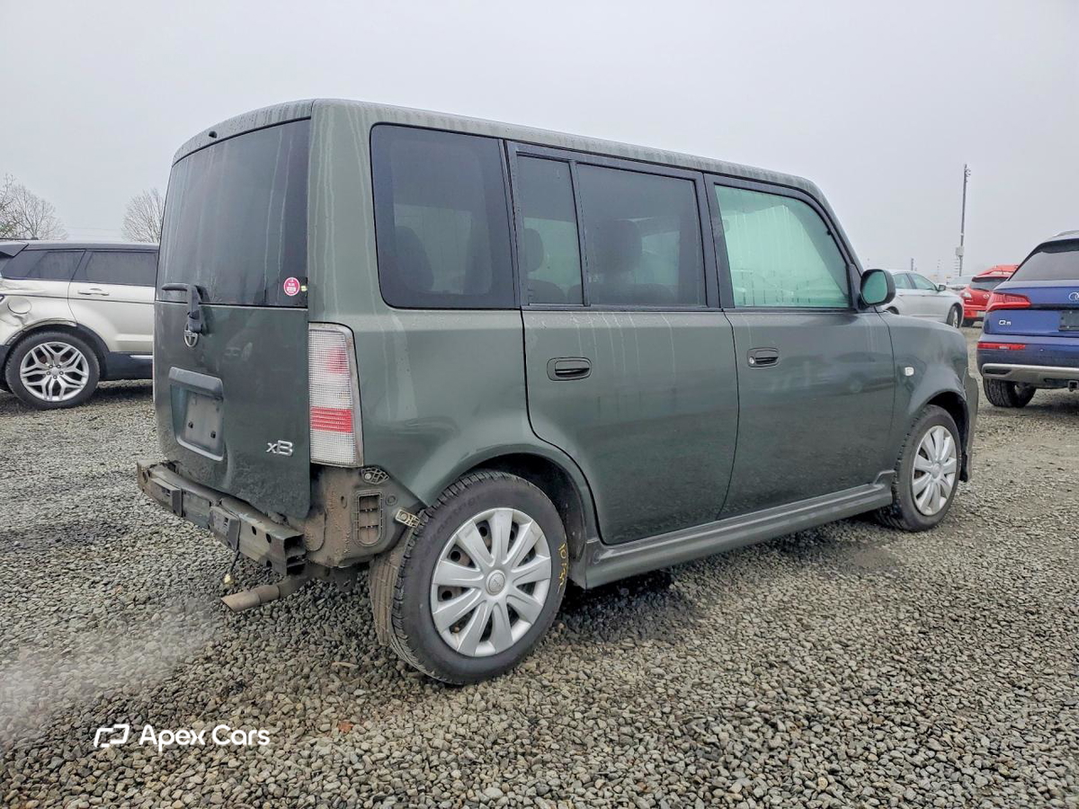 Scion xB 2005