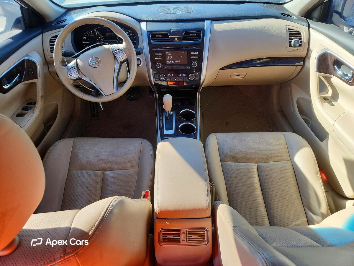 Nissan Altima 2014