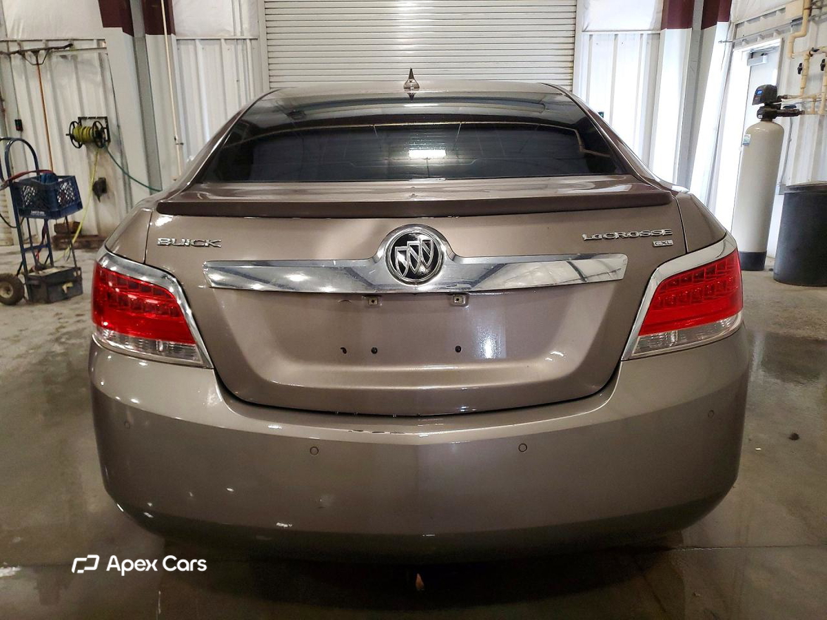 Buick LaCrosse 2011