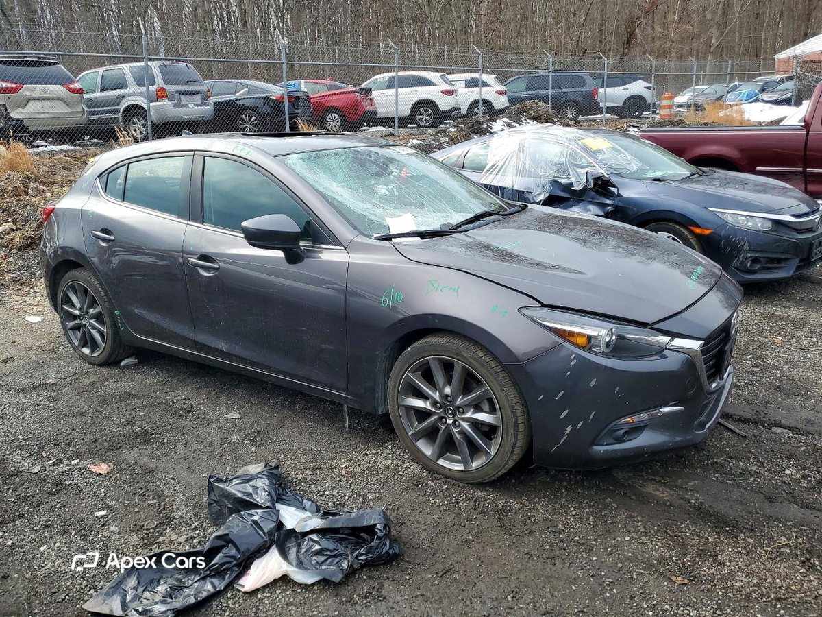 Mazda 3 2018