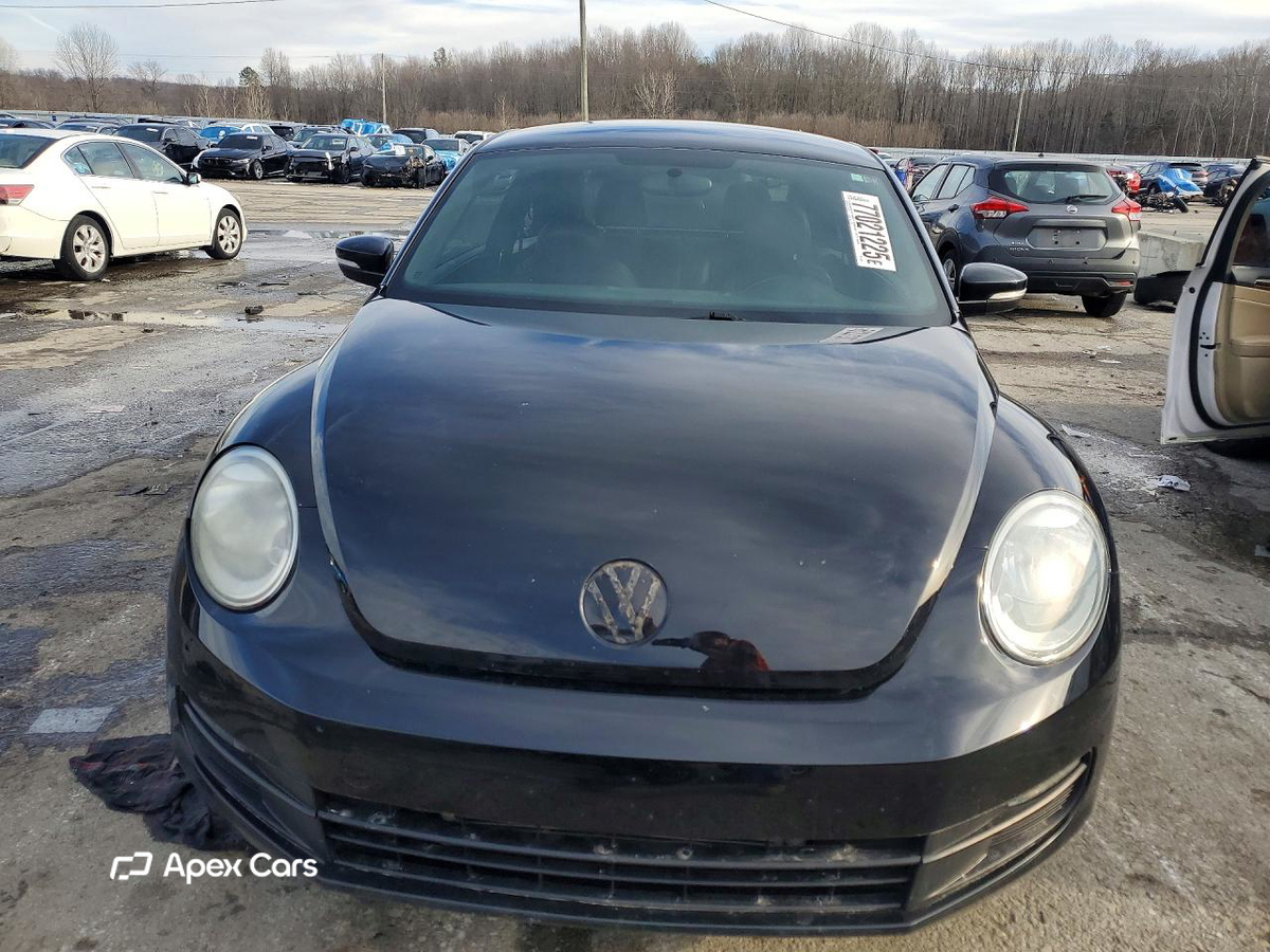 Volkswagen Beetle 2013