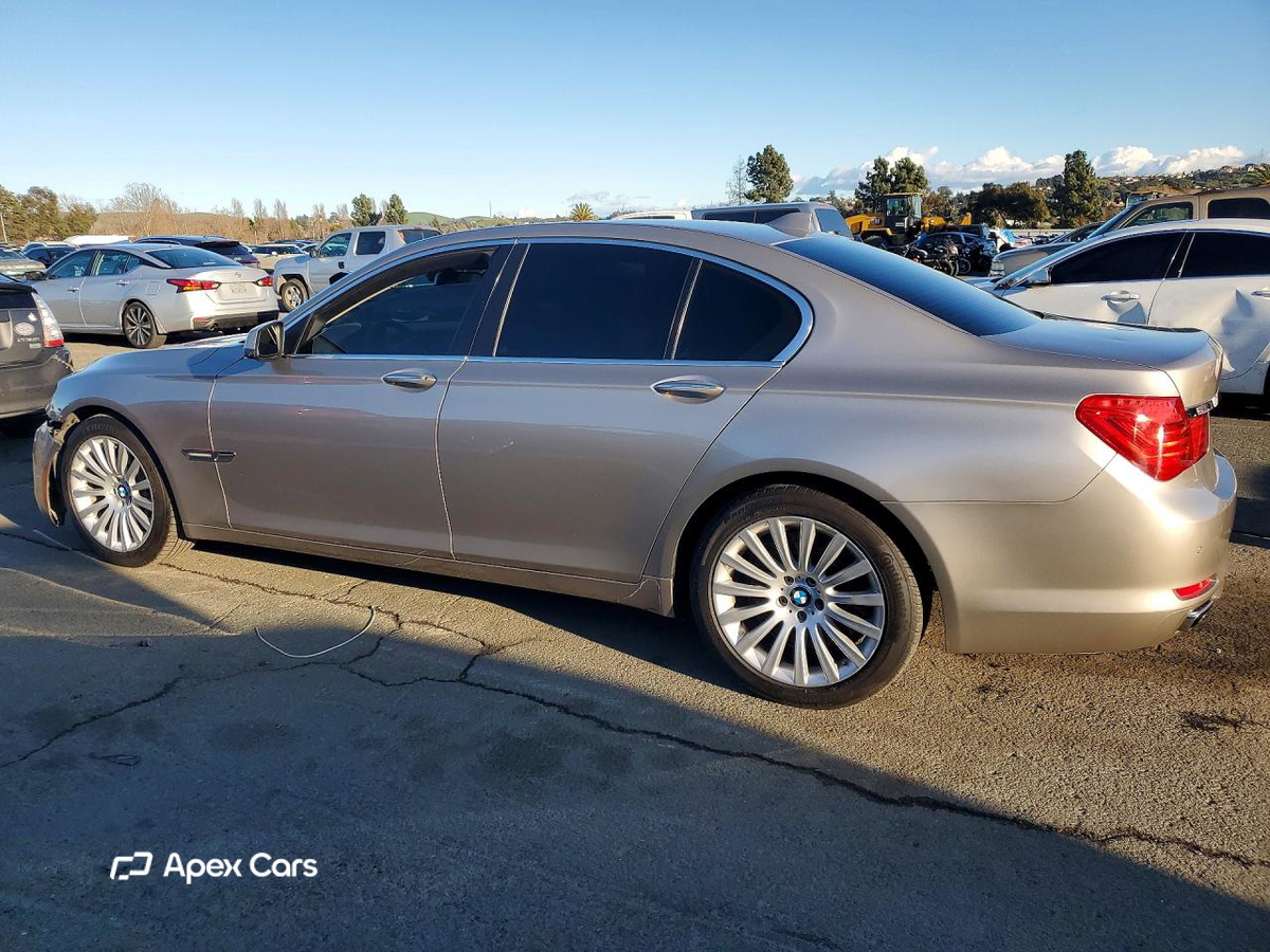 BMW Series 7 2009