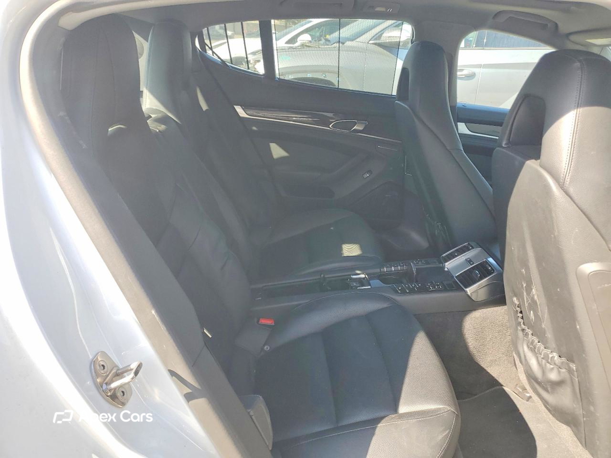 Porsche Panamera 2016