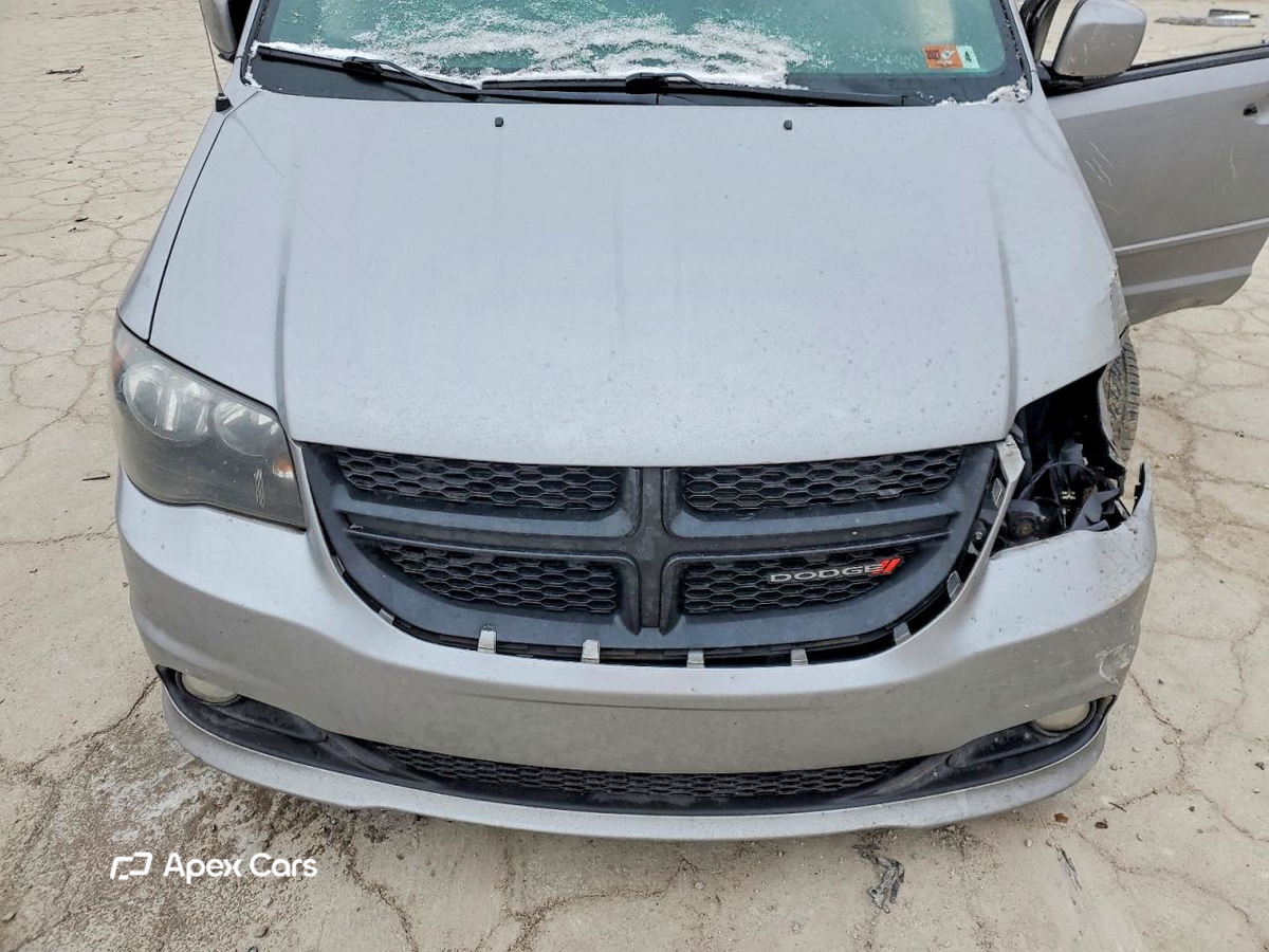 Dodge Caravan 2015