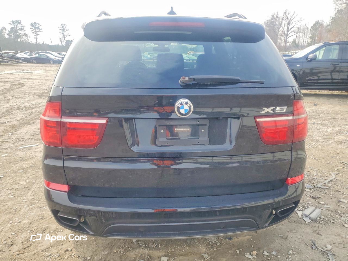 BMW X5 2011