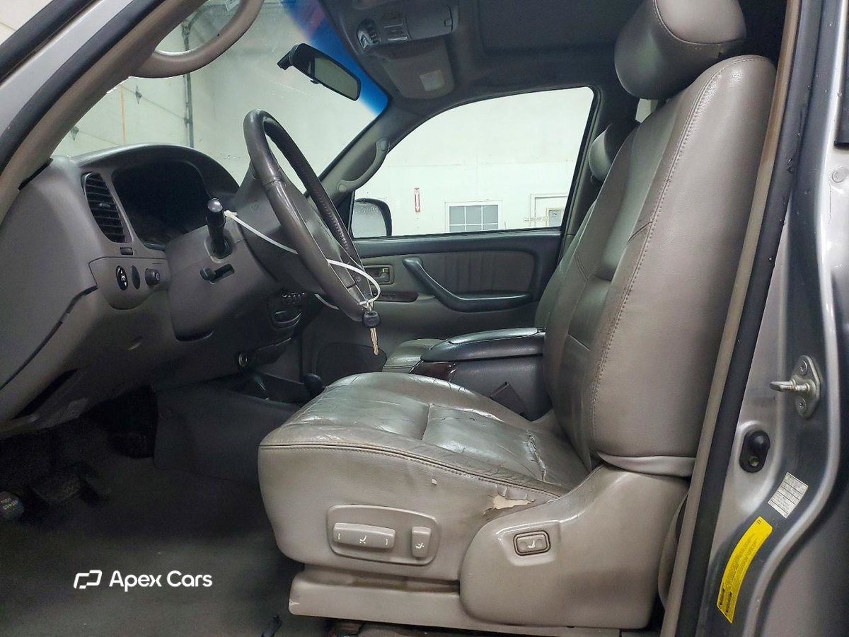 Toyota Sequoia 2002