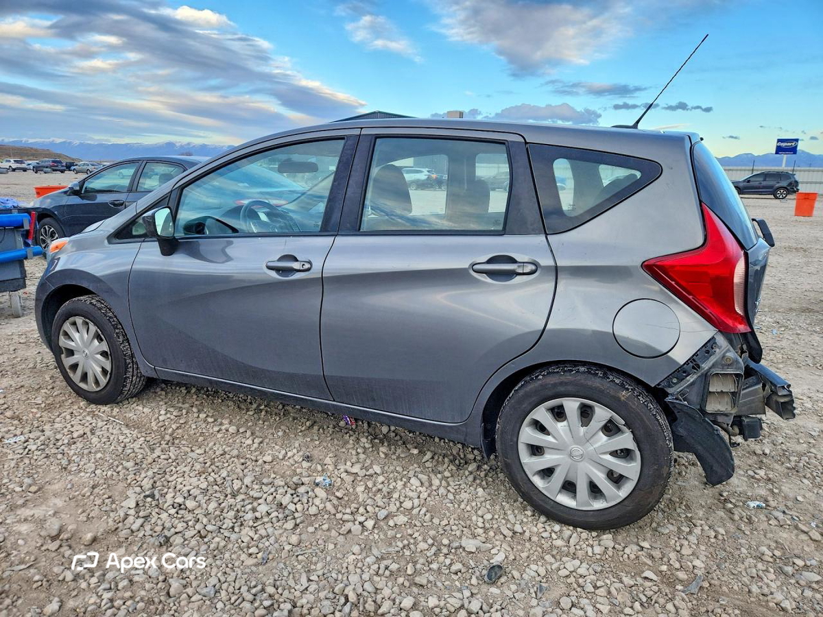 Nissan Versa 2016