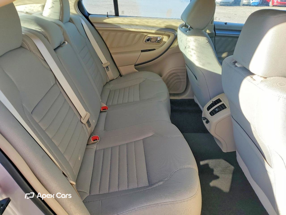 Ford Taurus 2013