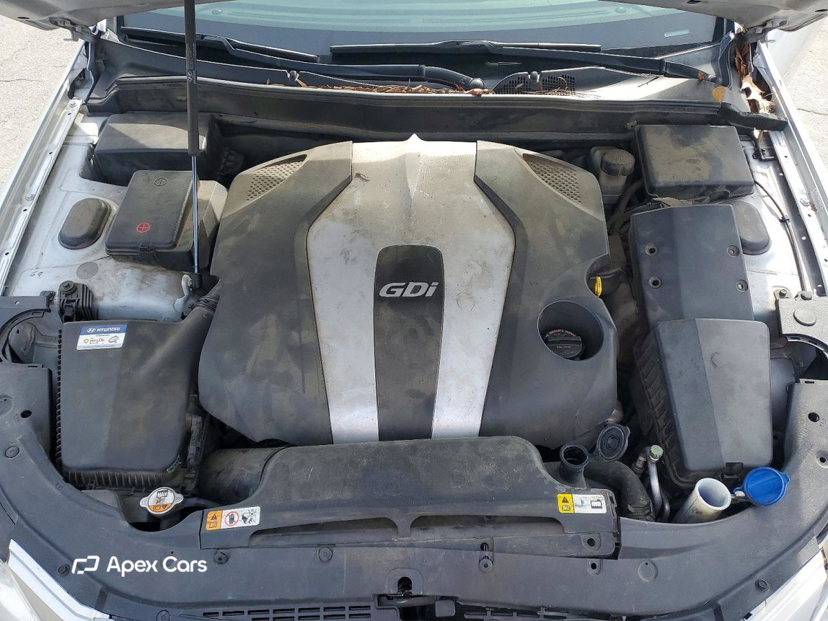 Hyundai Genesis 2013