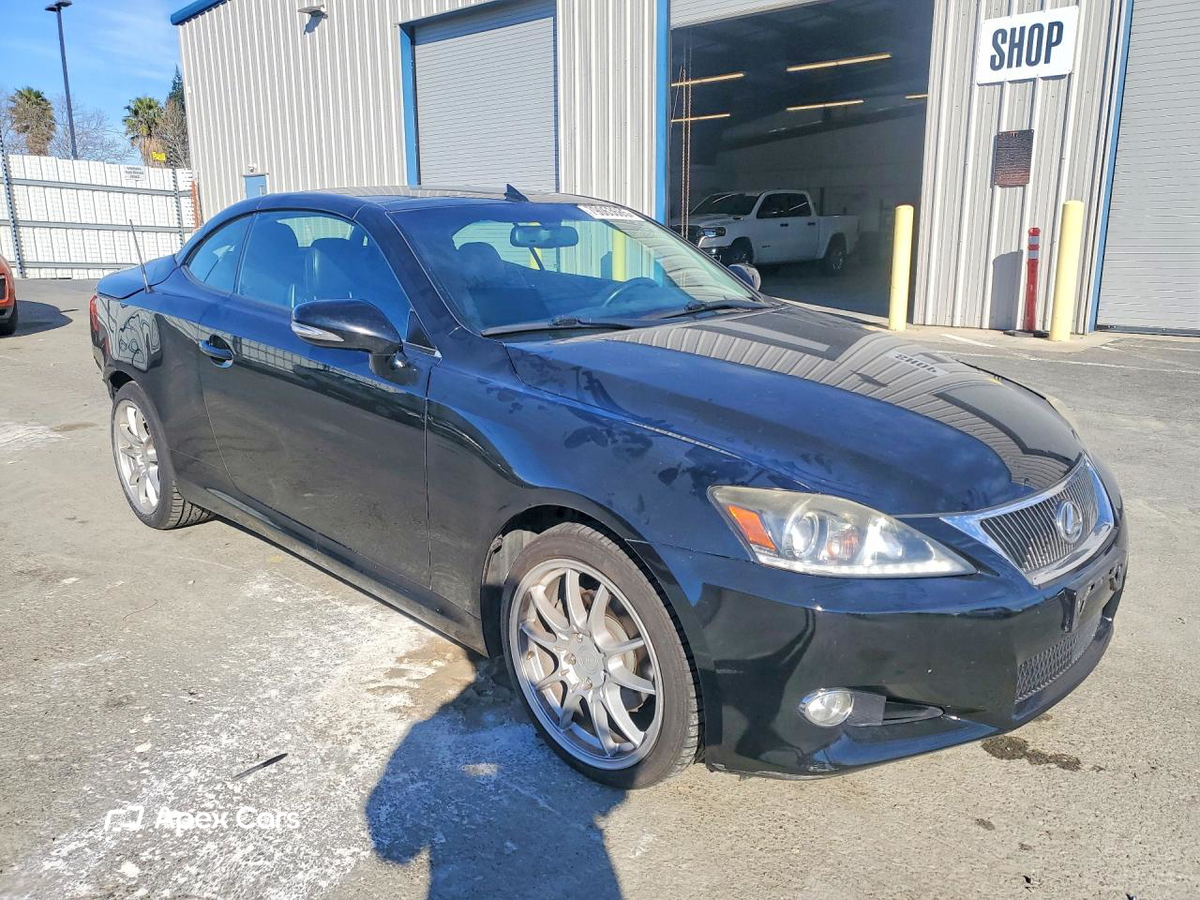 Lexus IS 2011