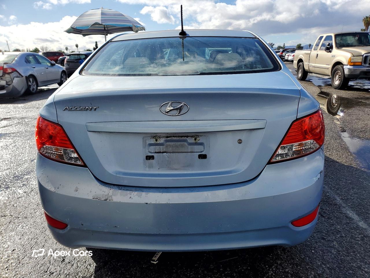 Hyundai Accent 2012