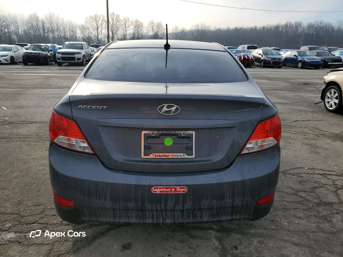 Hyundai Accent 2012