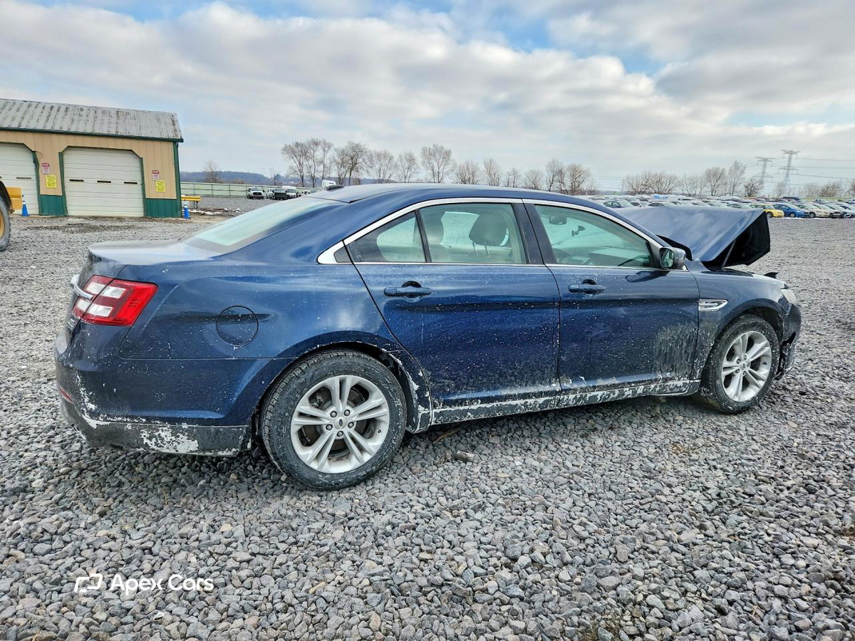 Ford Taurus 2016