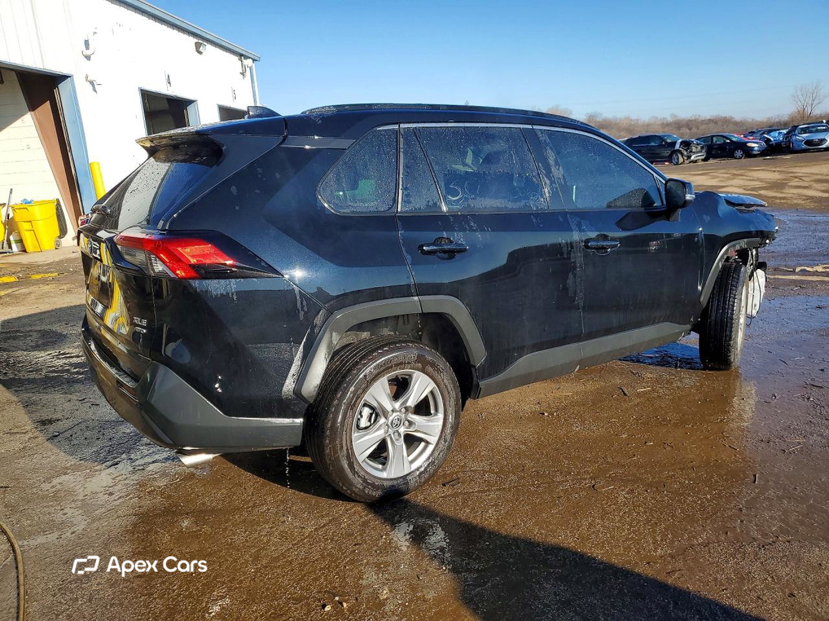 Toyota RAV 4 2025