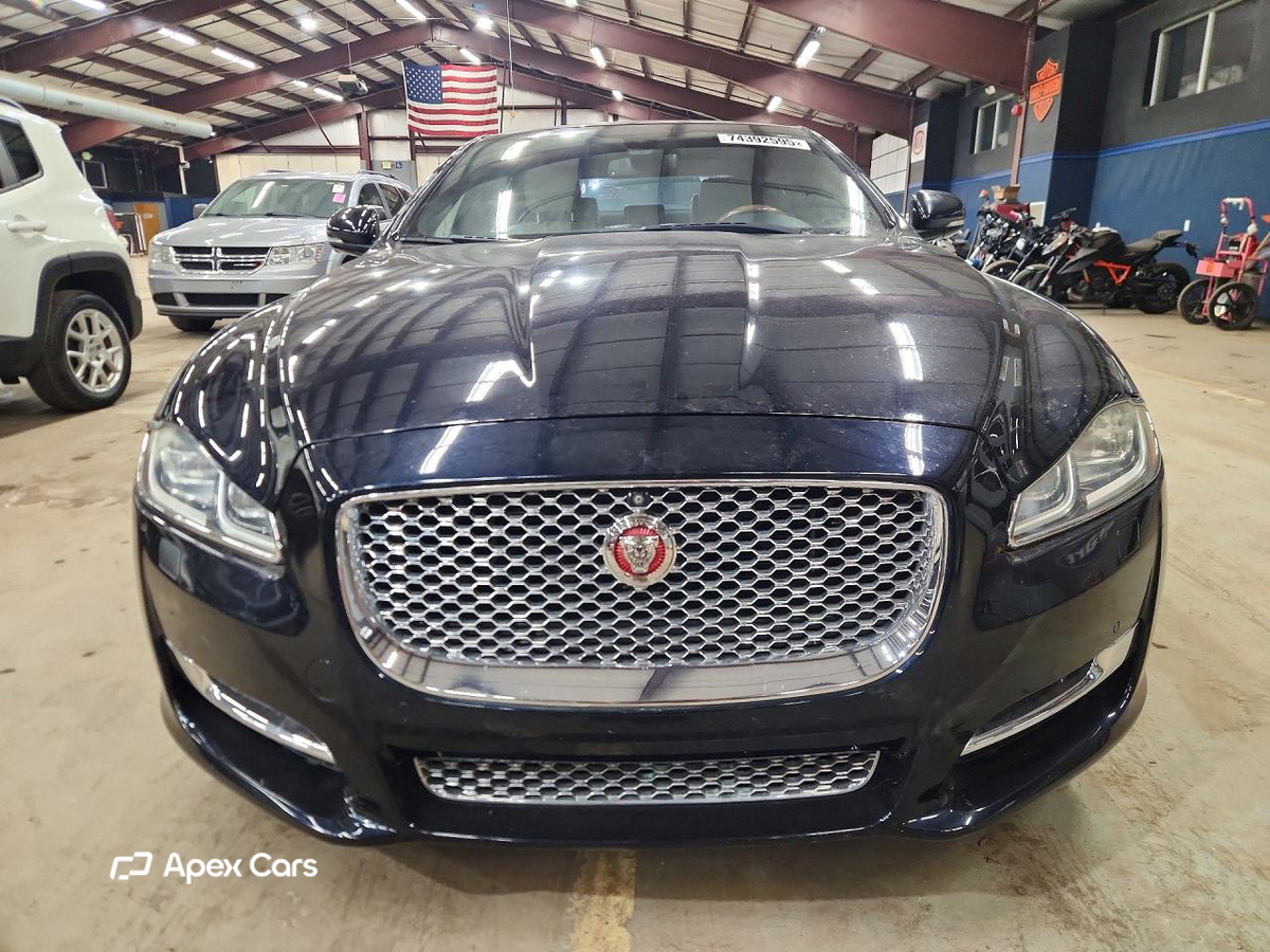Jaguar XJ 2016