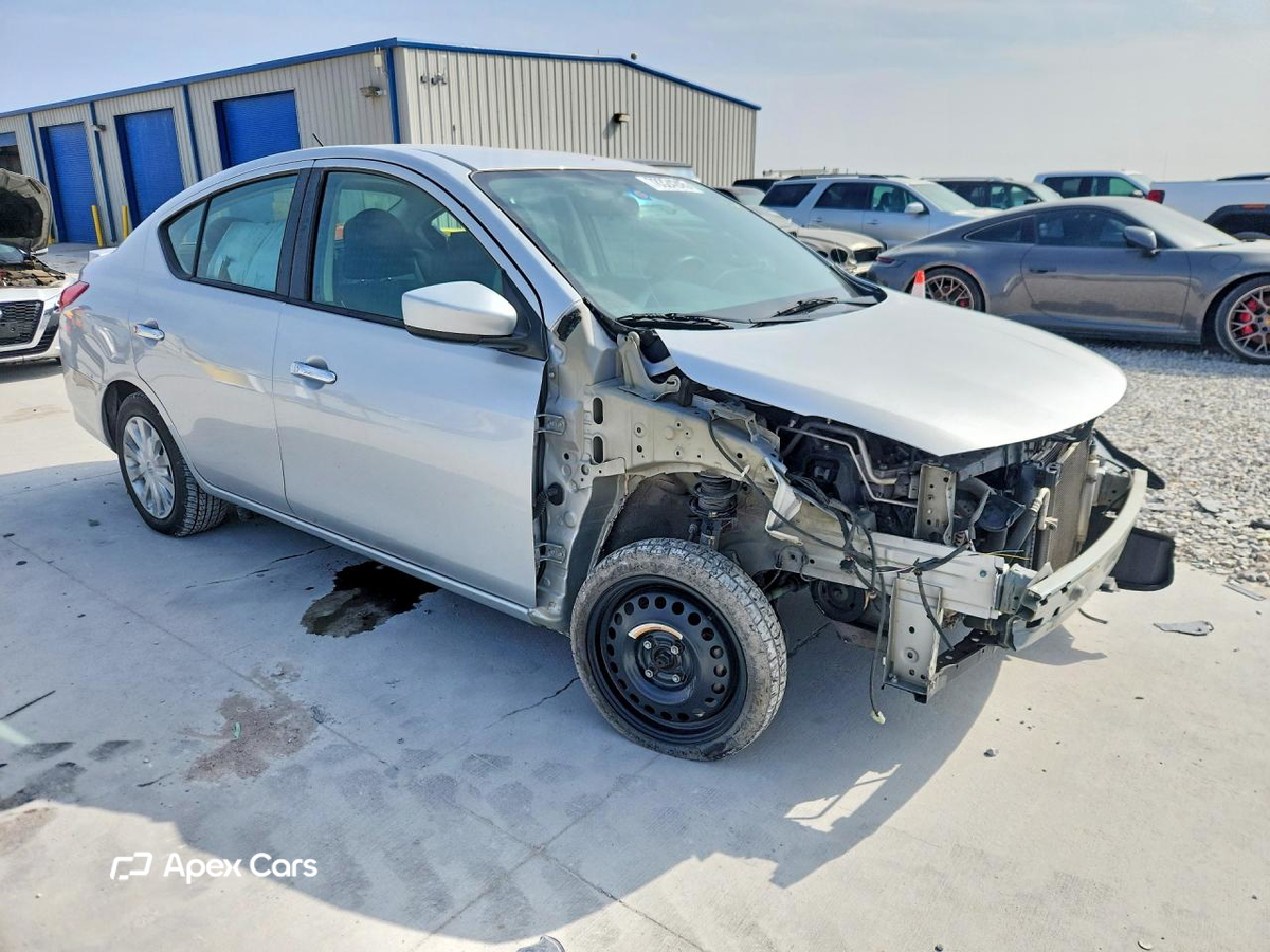 Nissan Versa 2019