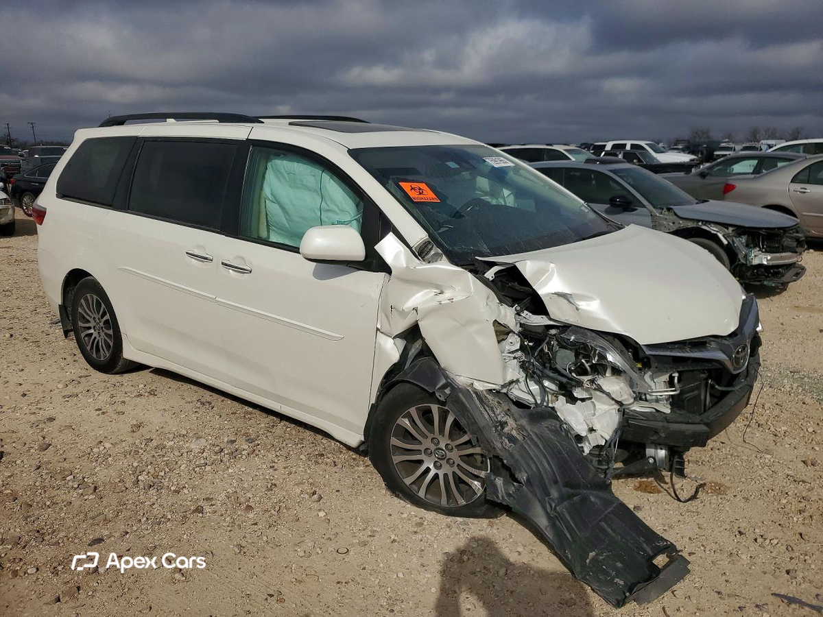 Toyota Sienna 2018