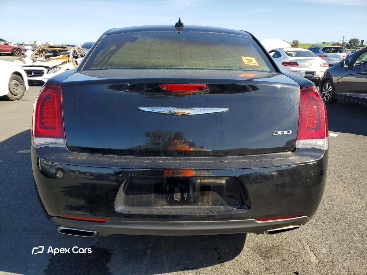 Chrysler 300 2019