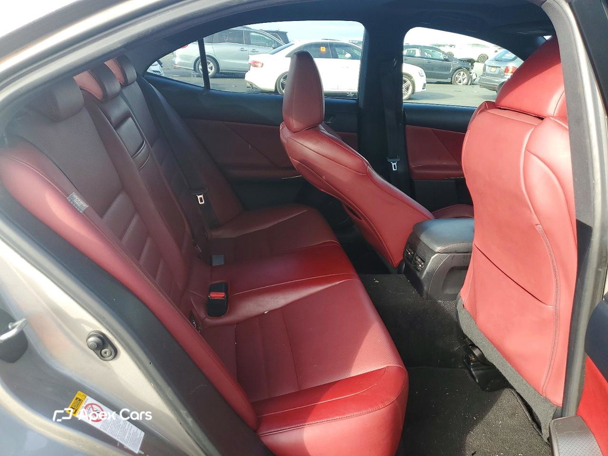 Lexus IS 2016