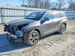 Toyota Highlander 2021
