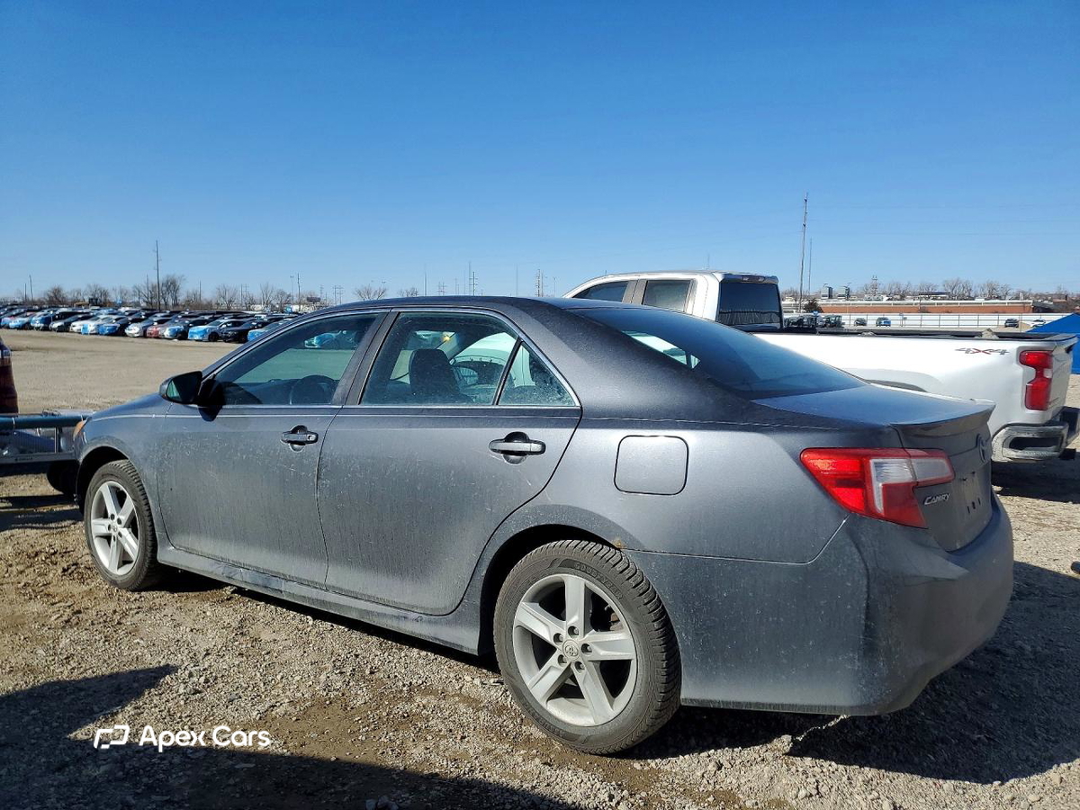 Toyota Camry 2012