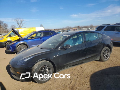 Tesla Model 3 2023 - Image 1 of 12