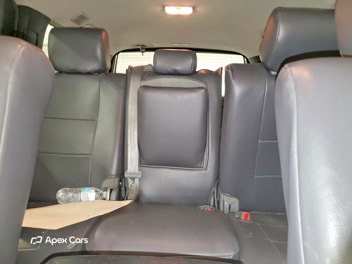 Toyota Sequoia 2012