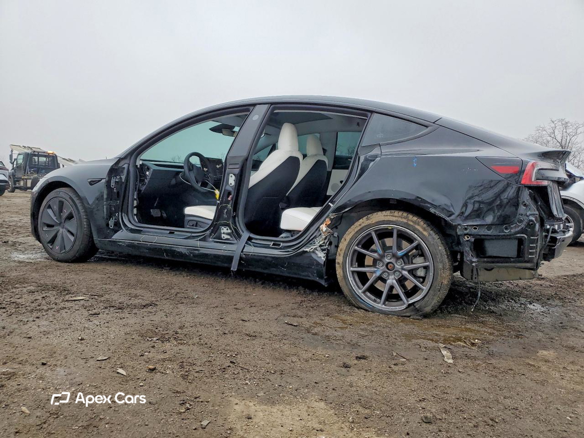Tesla Model 3 2025
